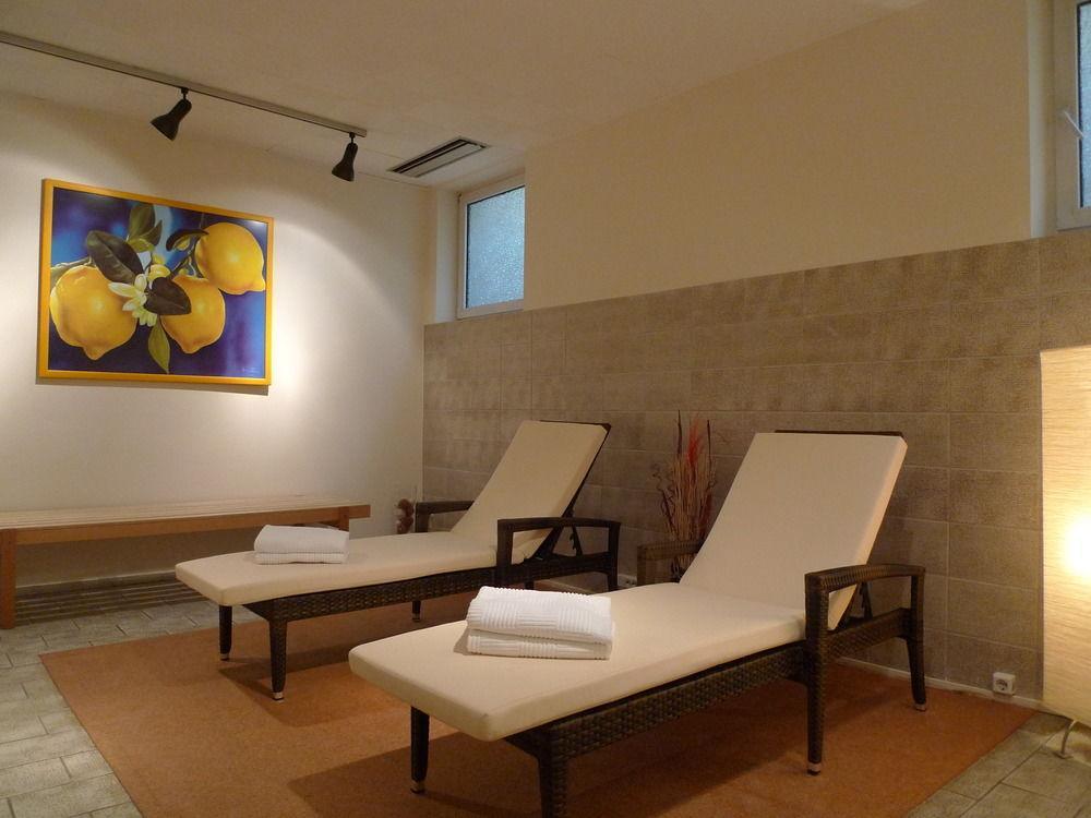 Naegler'S Fine Lounge Hotel Oestrich-Winkel Ngoại thất bức ảnh