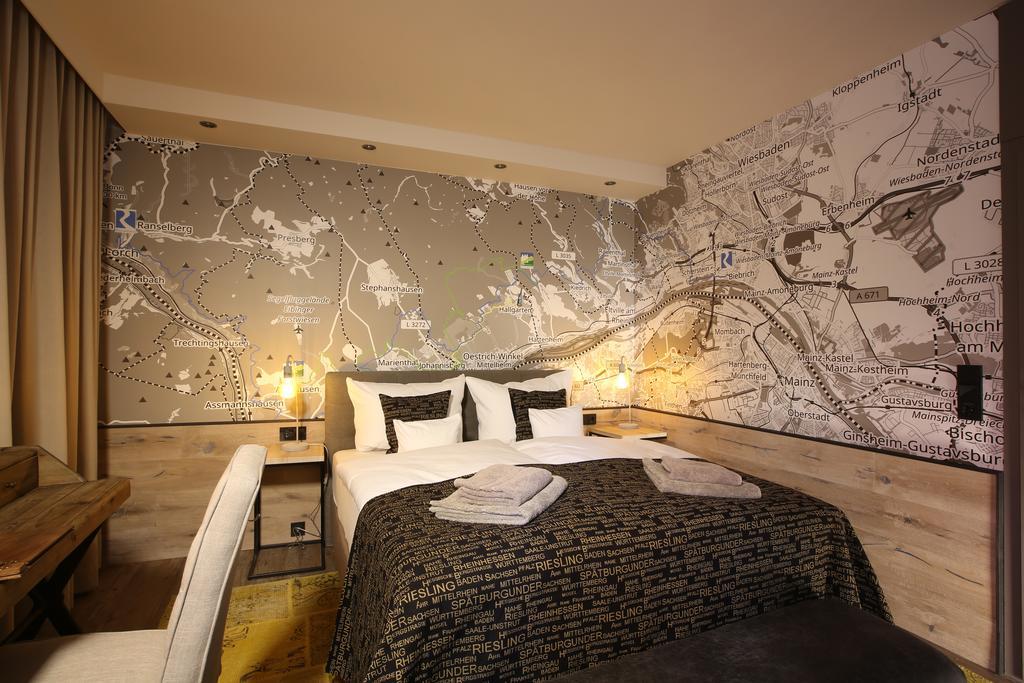Naegler'S Fine Lounge Hotel Oestrich-Winkel Ngoại thất bức ảnh